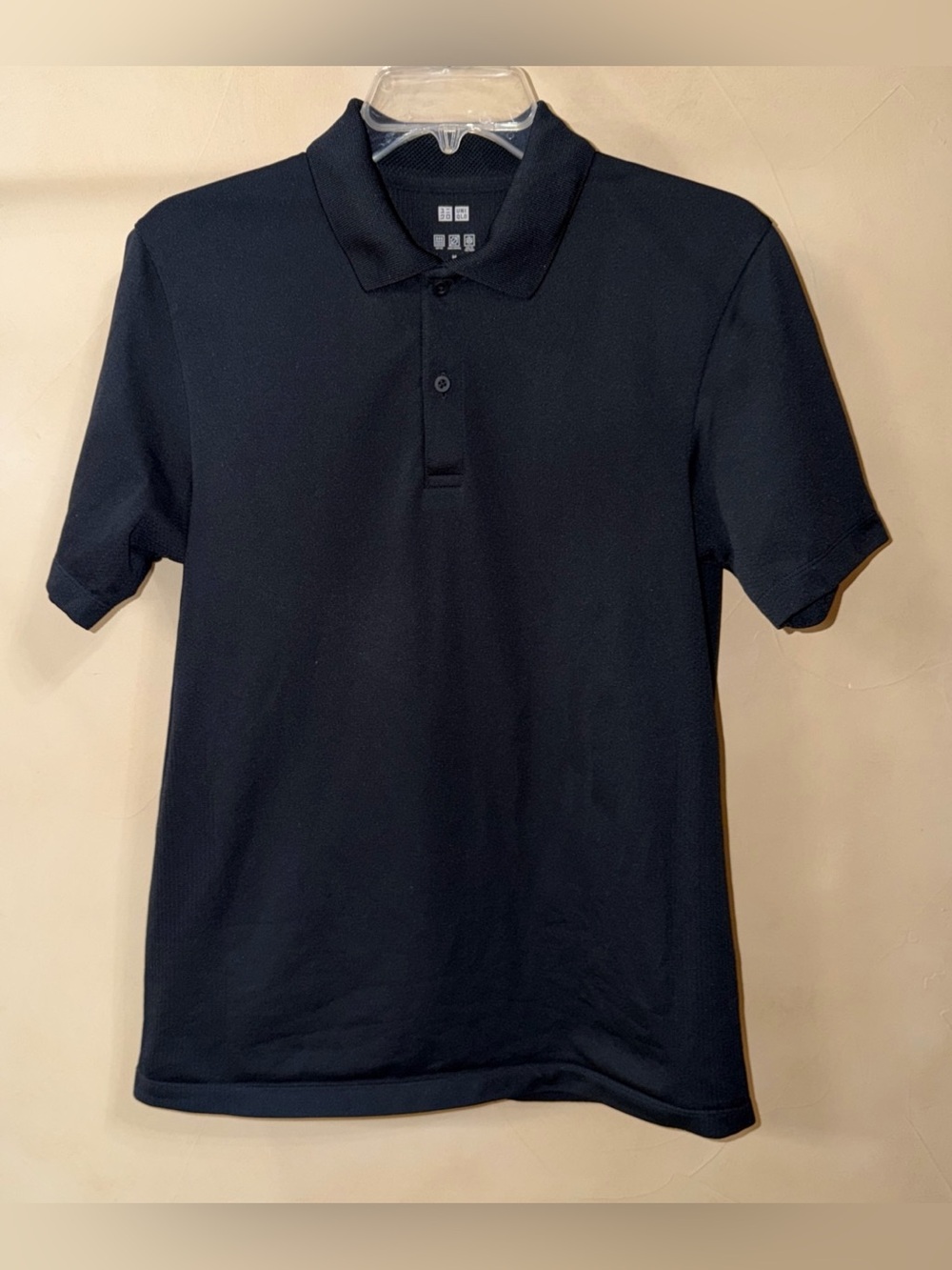 Uniqlo Men’s Short Sleeve Breathable Polo Shirt Black Size Medium